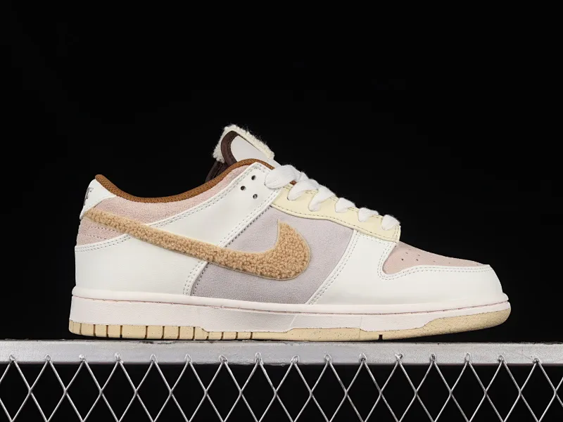 All Categories Nk SB Dunk Series Nk SB Dunk Low Low-top sneakers Cost-effective version Nk Dunk Low "Year of the Rabbit" Year of the Rabbit Rabbit theme SB low-top sports and leisure sneakers FD4203-211